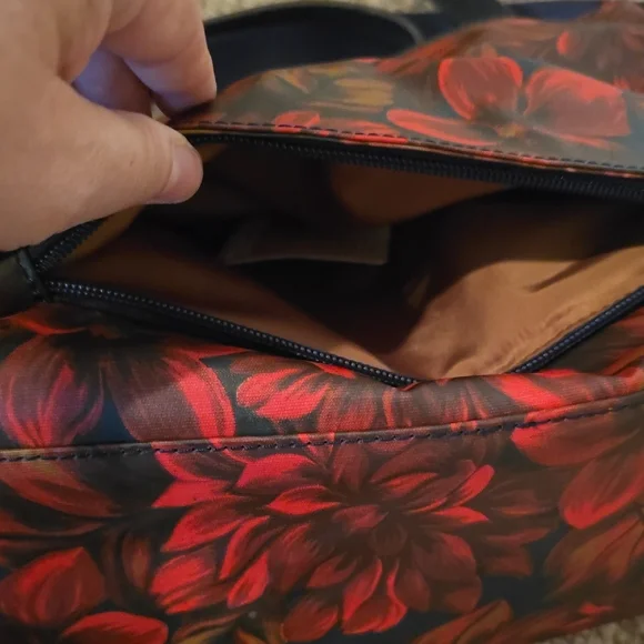 Patricia Nash Red and Black Floral Shoulder Bag with Navy Strap - Picture 13 of 15